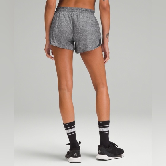 Lululemon Hotty Hot Short 2.5” Size 10 athletic Gym Heather Lux Multi black - Picture 2 of 11